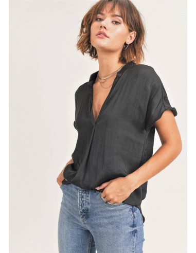 Esme Top - Black est présent 