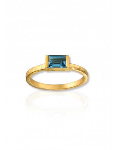 Swiss Blue Topaz Rectangle Stone Ring Comparez et commandez 